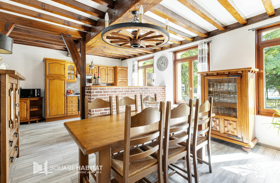 EXCLUSIVISITE VIEUX LILLE : APPARTEMENT TYPE 4  EN DUPLEX A PROXIMITE DIRECT DE LA PLACE DE BETTIGNIES