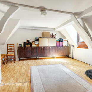 EXCLUSIVISITE VIEUX LILLE : APPARTEMENT TYPE 4  EN DUPLEX A PROXIMITE DIRECT DE LA PLACE DE BETTIGNIES
