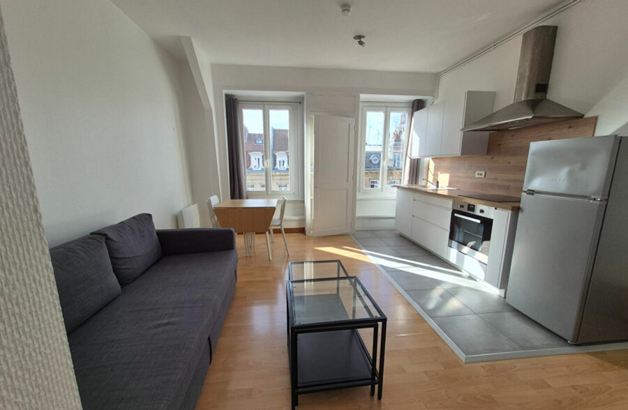 LILLE CENTRE & GARES – BEAU T2 DE 43M² EN PARFAIT ETAT &nbsp;Sous compromis&nbsp;