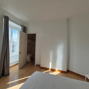 LILLE CENTRE & GARES – BEAU T2 DE 43M² EN PARFAIT ETAT &nbsp;Sous compromis&nbsp;