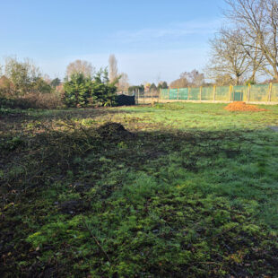 HERGNIES Terrain constructible de 1013m²