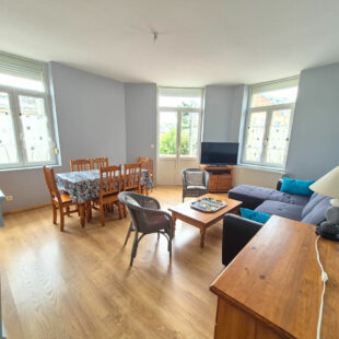 T3 avec balcon – Plage et commerces