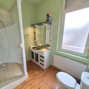 T3 avec balcon – Plage et commerces