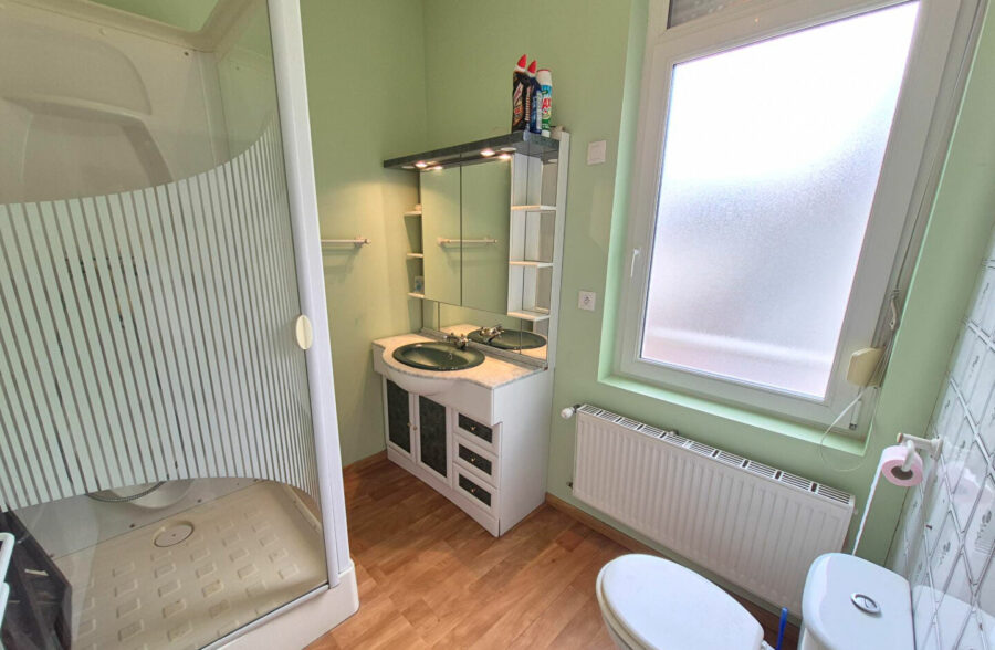 T3 avec balcon – Plage et commerces