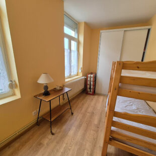 T3 avec balcon – Plage et commerces