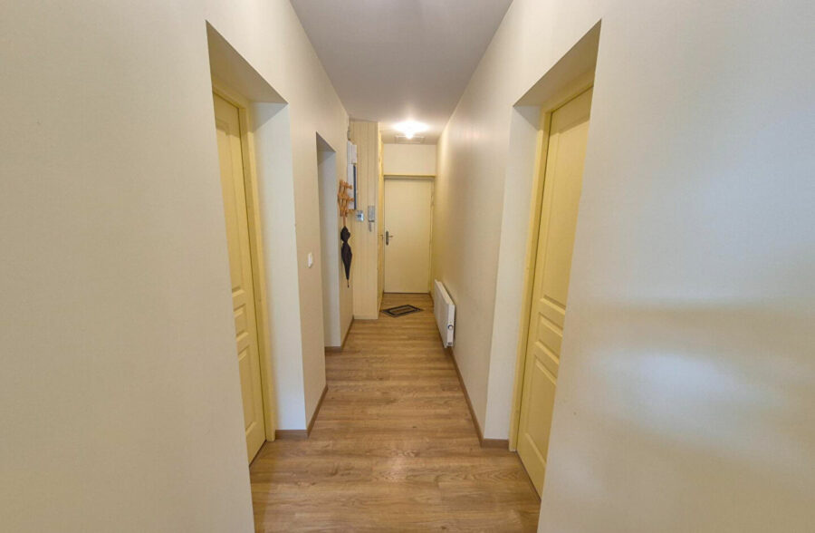 T3 avec balcon – Plage et commerces