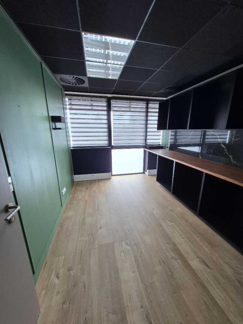 Local commercial 185m²