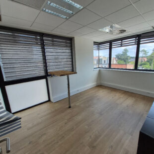 Local commercial 185m²