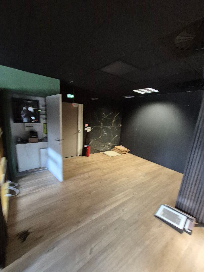 Local commercial 185m²