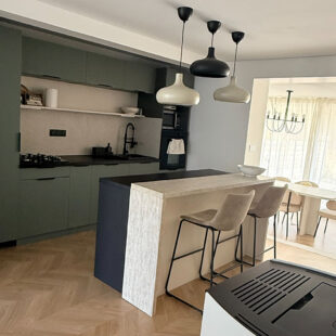 Maison INDIVIDUELLE sur 400 m² de parcelle.