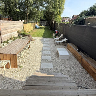 Maison INDIVIDUELLE sur 400 m² de parcelle.