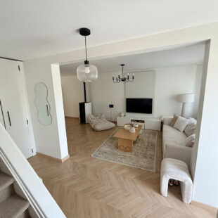 Maison INDIVIDUELLE sur 400 m² de parcelle.