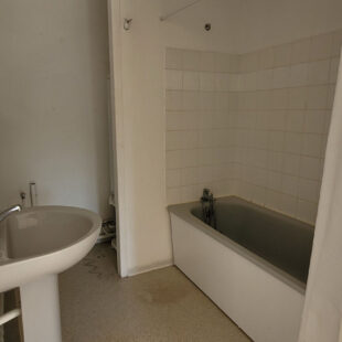 LILLE VAUBAN T2 + Balcon et parking