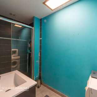 Maison de ville comprenant 2 chambres et jardin