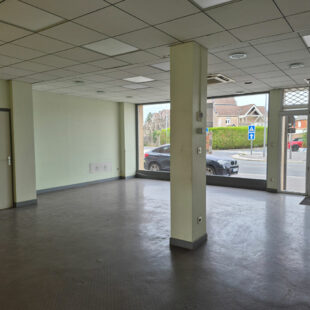 immeuble à usage professionnel sur axe passant