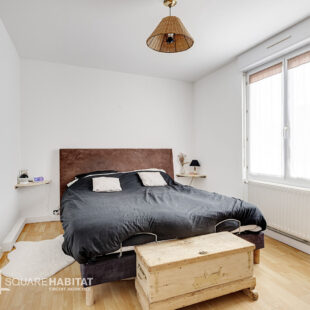 Maison lumineuse 3 chambres et bureau, jardin, garage 50m²