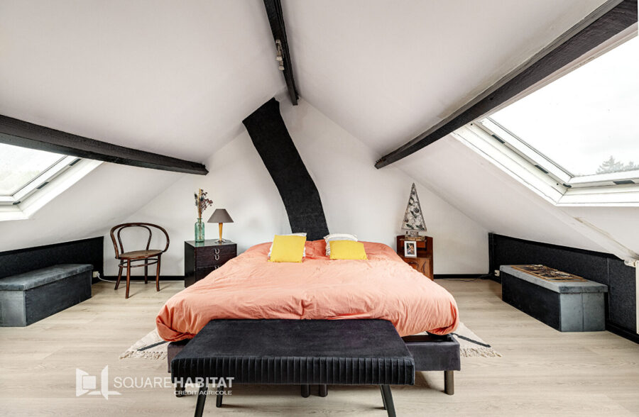 Maison lumineuse 3 chambres et bureau, jardin, garage 50m²