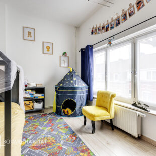 Maison lumineuse 3 chambres et bureau, jardin, garage 50m²