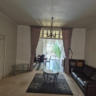 Maison de ville avec jardin et garage, beaux volumes !