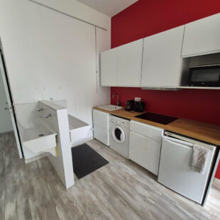 LILLE VAUBAN/GAMBETTA: Appartement de 81m² avec double parkings et caves