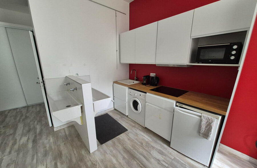 LILLE VAUBAN/GAMBETTA: Appartement de 81m² avec double parkings et caves