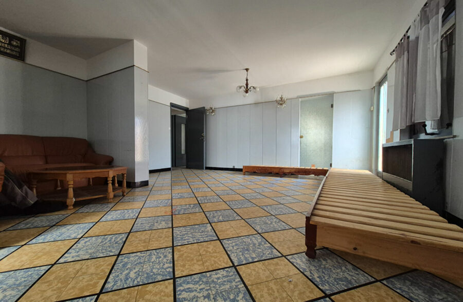 immeuble de rapport – 240 m² habitables avec cour, garage et terrain