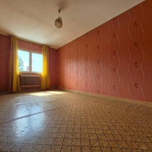 immeuble de rapport – 240 m² habitables avec cour, garage et terrain