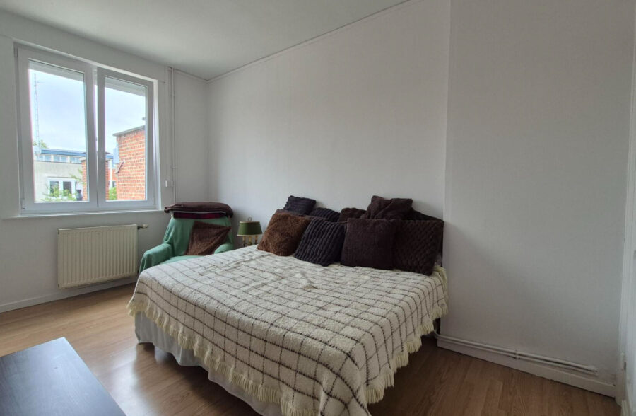 Maison familiale 4 chambres – Proche écoles, commerces et transports