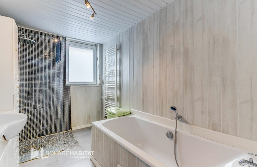 Maison familiale atypique de 190 m2, Secteur Mackellerie, Roubaix