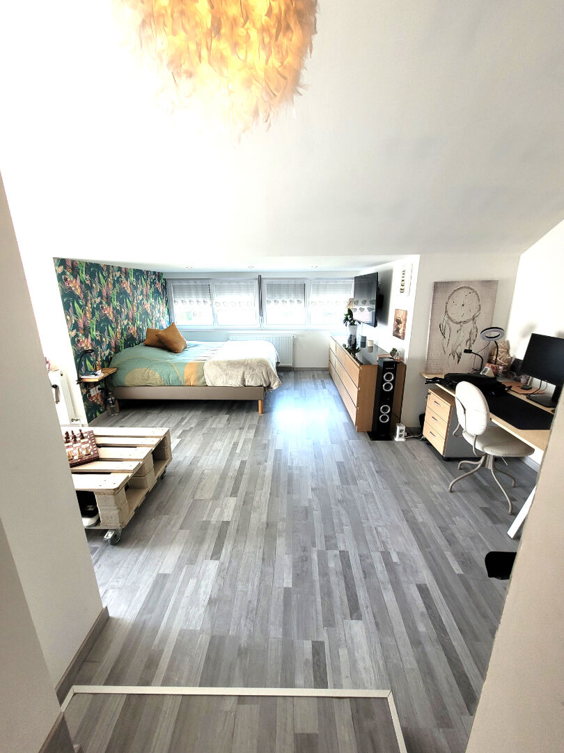 Maison Cambrai 10 pièce(s) 200 m2