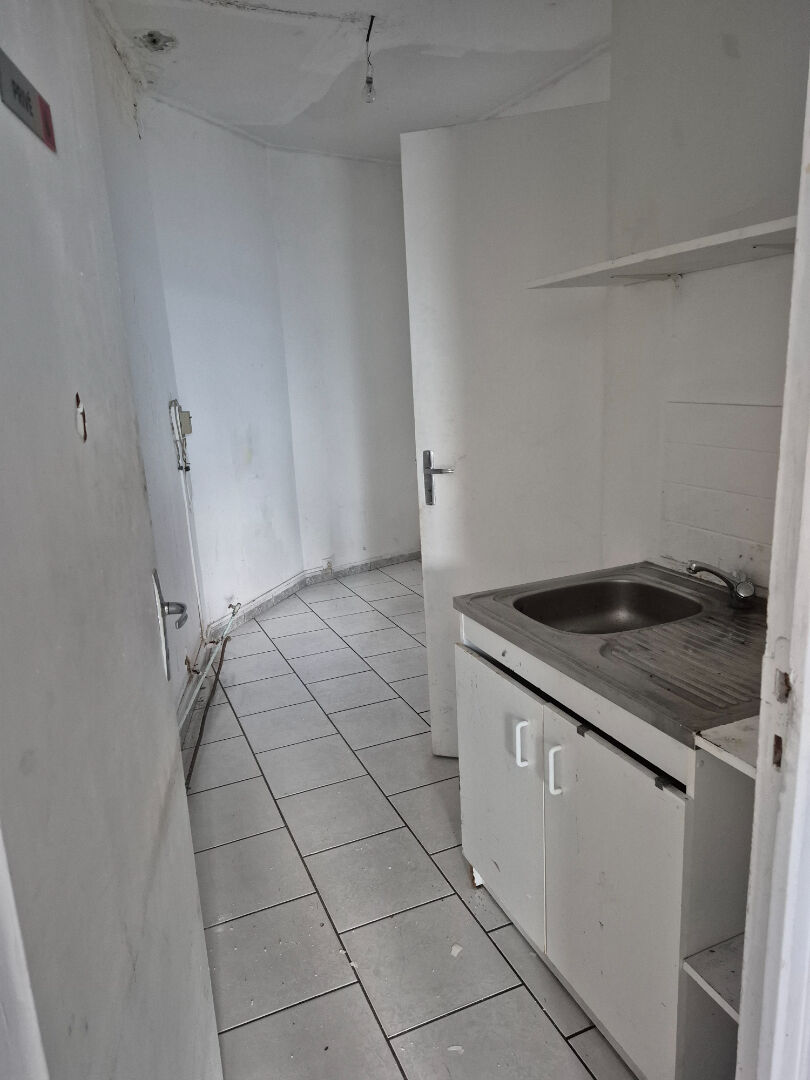 LENS CENTRE LOCAL COMMERCIAL +/-50m²