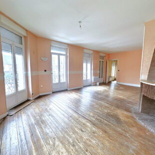 Immeuble de 450 m2 centre ville de Caudry avec excellente rentabilité locative &nbsp;Sous offre&nbsp;