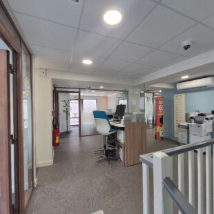 Local commercial 260m² Quartier Saint-Maur