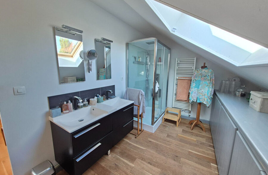 Rang Du Fliers, grande maison de 245M² habitable ,individuelle ,avec piscine !!