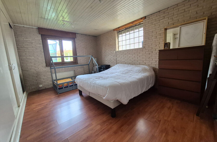 Maison INDIVIDUELLE ,semi plain pied !