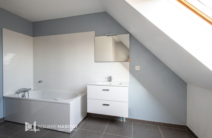 Maison 4 chambres vivable de plain-pied 139 m2 LE BAHOT