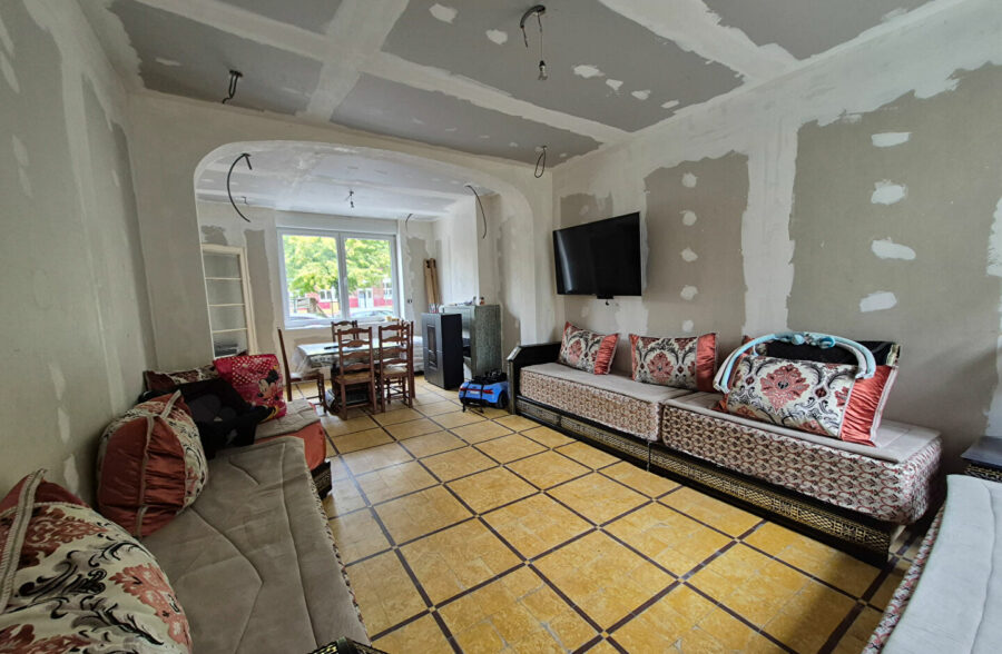 Maison  semi individuelle sur 500 m²