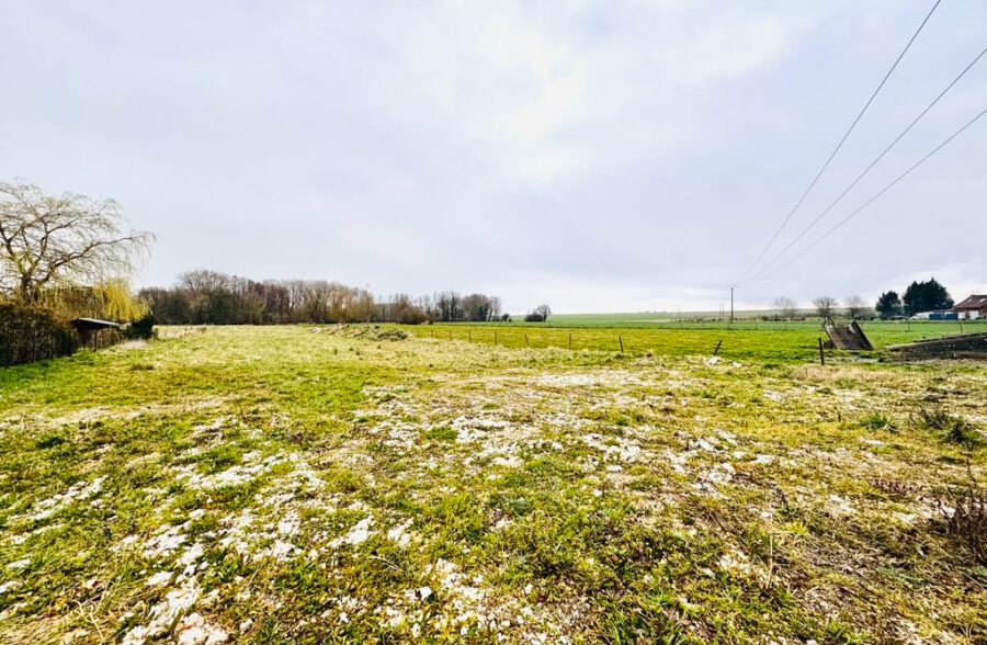 TERRAIN à bâtir de 4231m²