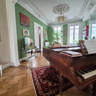 Sublime bourgeoise typique de Roubaix en semi plain-pied DPE C