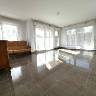 Appartement Haubourdin 2 chambres, dressing, cellier, 2 parkings, une cave, grande terrasse