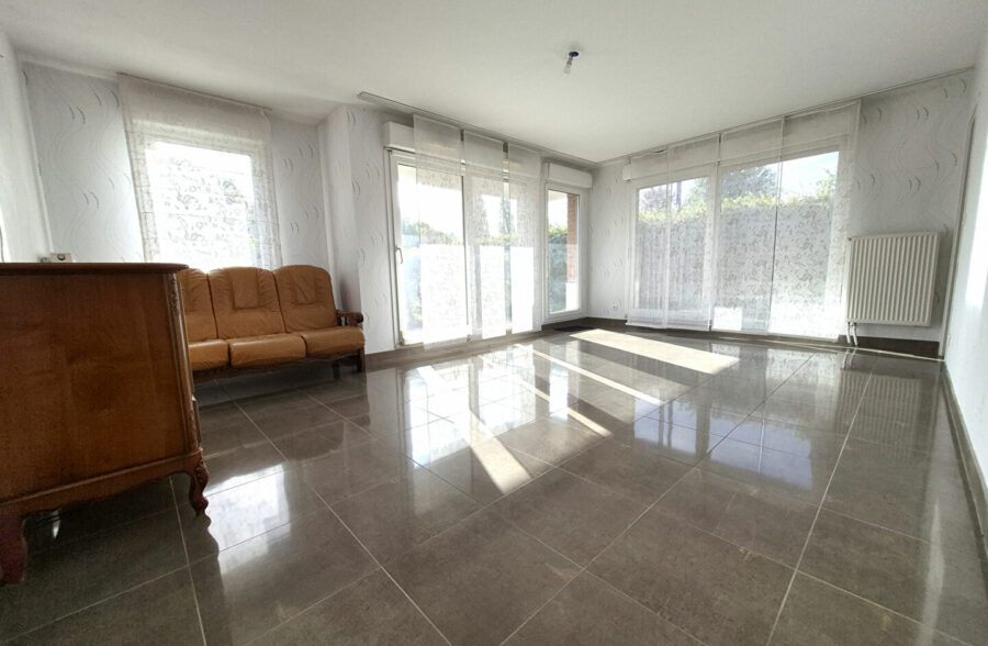 Appartement Haubourdin 2 chambres, dressing, cellier, 2 parkings, une cave, grande terrasse