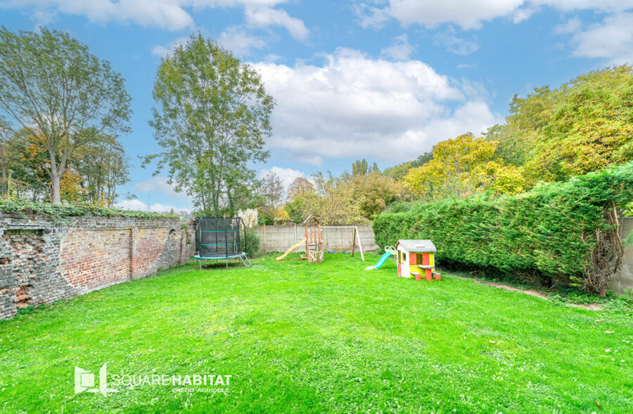 MAISON  DE MAITRE INDIVIDUELLE DE 185 M² &nbsp;Sous compromis&nbsp;