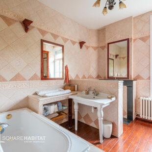 MAISON  DE MAITRE INDIVIDUELLE DE 185 M² &nbsp;Sous compromis&nbsp;