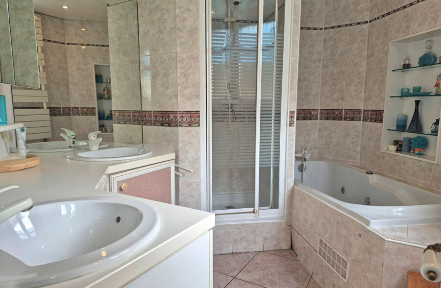 Maison Boulogne Sur Mer 6 pièce(s) 181 m2