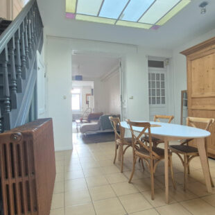 Maison semi bourgeoise des années 30′, jardin et atelier/garage de 52m²!