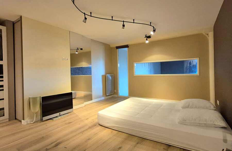 LOFT CONTEMPORAIN ET COSY 158 m²