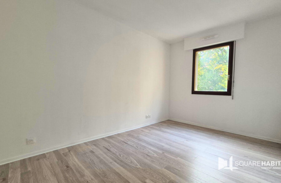 Appartement T3 Saint Maur avec parking et balcon