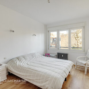 LILLE Nationale – Vauban: T3 traversant avec balcon et cave possibilité d’ achat garage en supplément