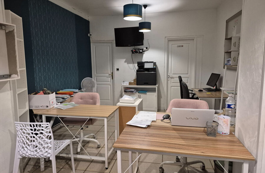 VENDIN LE VIEIL CENTRE Local Commercial 30m²