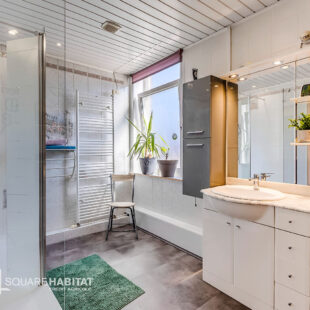 Maison Tourcoing 7 pièce(s) 0200 m2